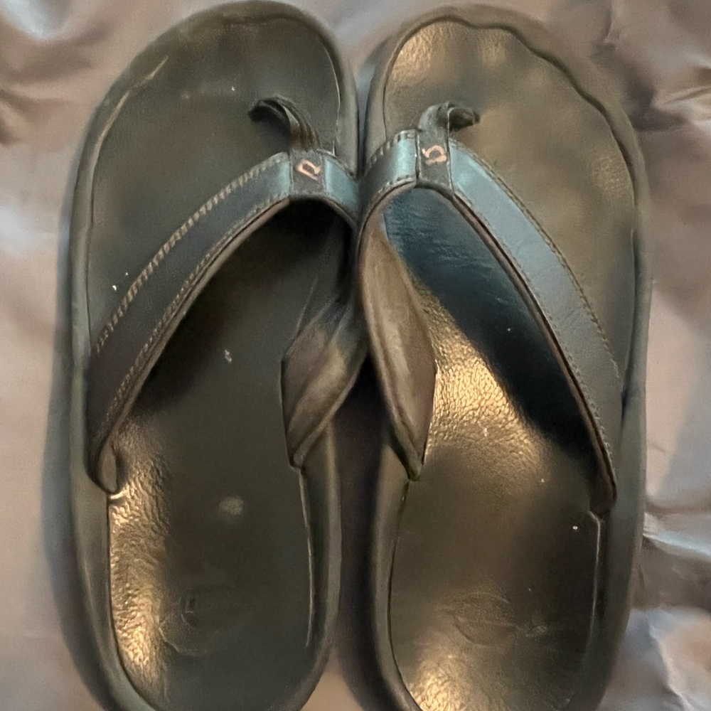 OluKai Ohana Leather - Picture 2 of 4